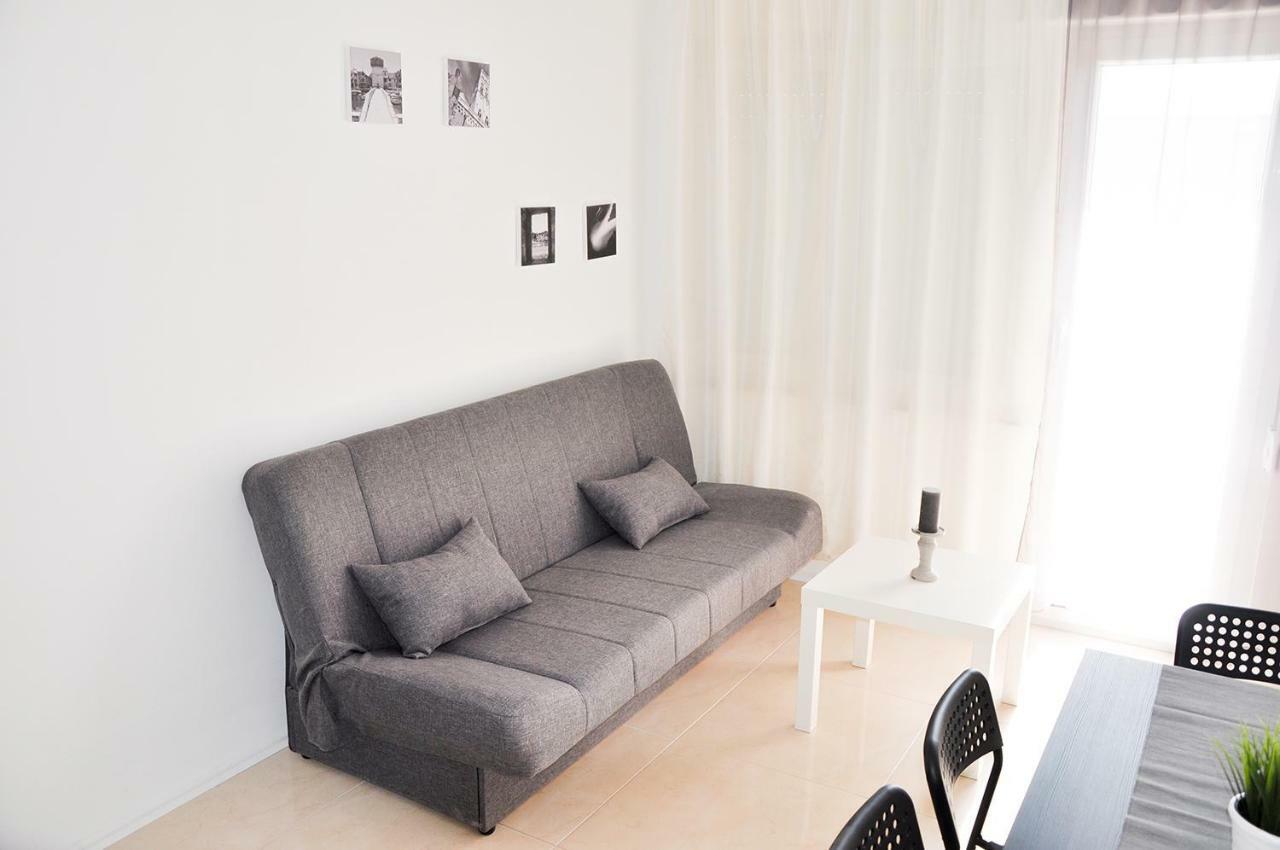 Short Street Apartments Каштела Экстерьер фото